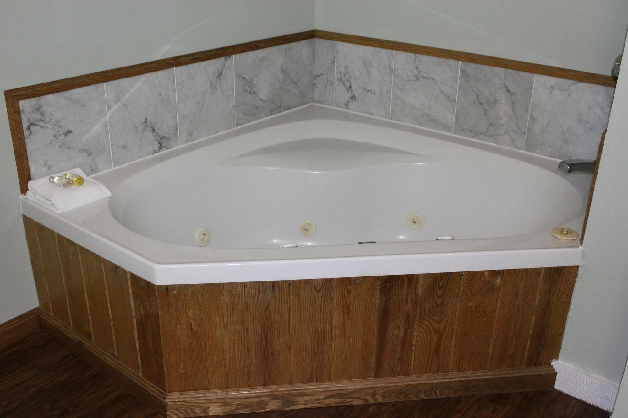 Canyon Motel Wellsboro Ngoại thất bức ảnh
